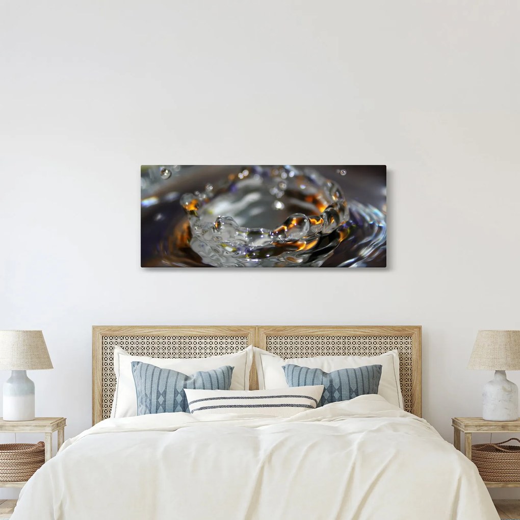 Vízcseppekből készült karkötő képe (120x50 cm)