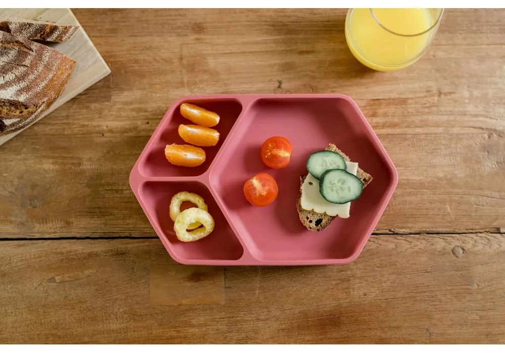 Piros szilikon gyerek tányér 16x25 cm – Kindsgut