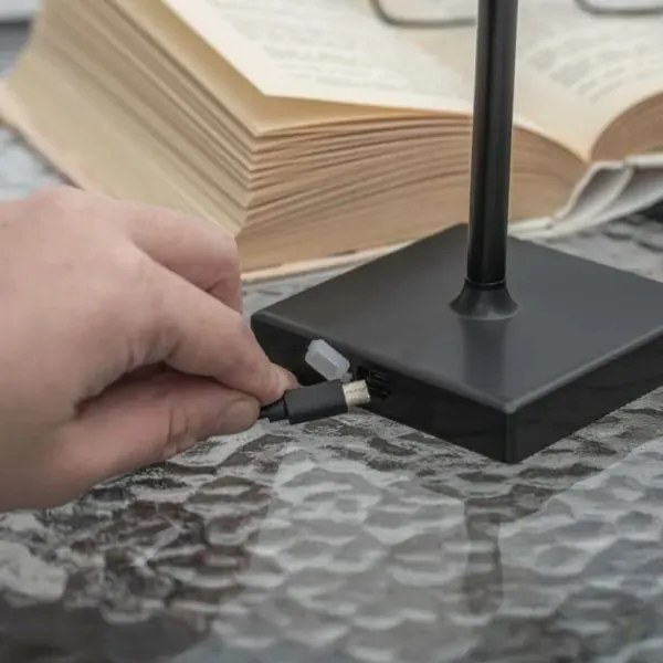 EMOS Z7630B - LED Dimmelhető újratölthető lámpa KATIE LED/4W/10V 1800mAh IP44 fekete