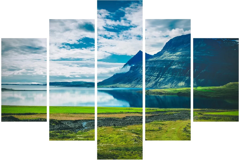 Egy tó hegyekkel képe (150x105 cm)