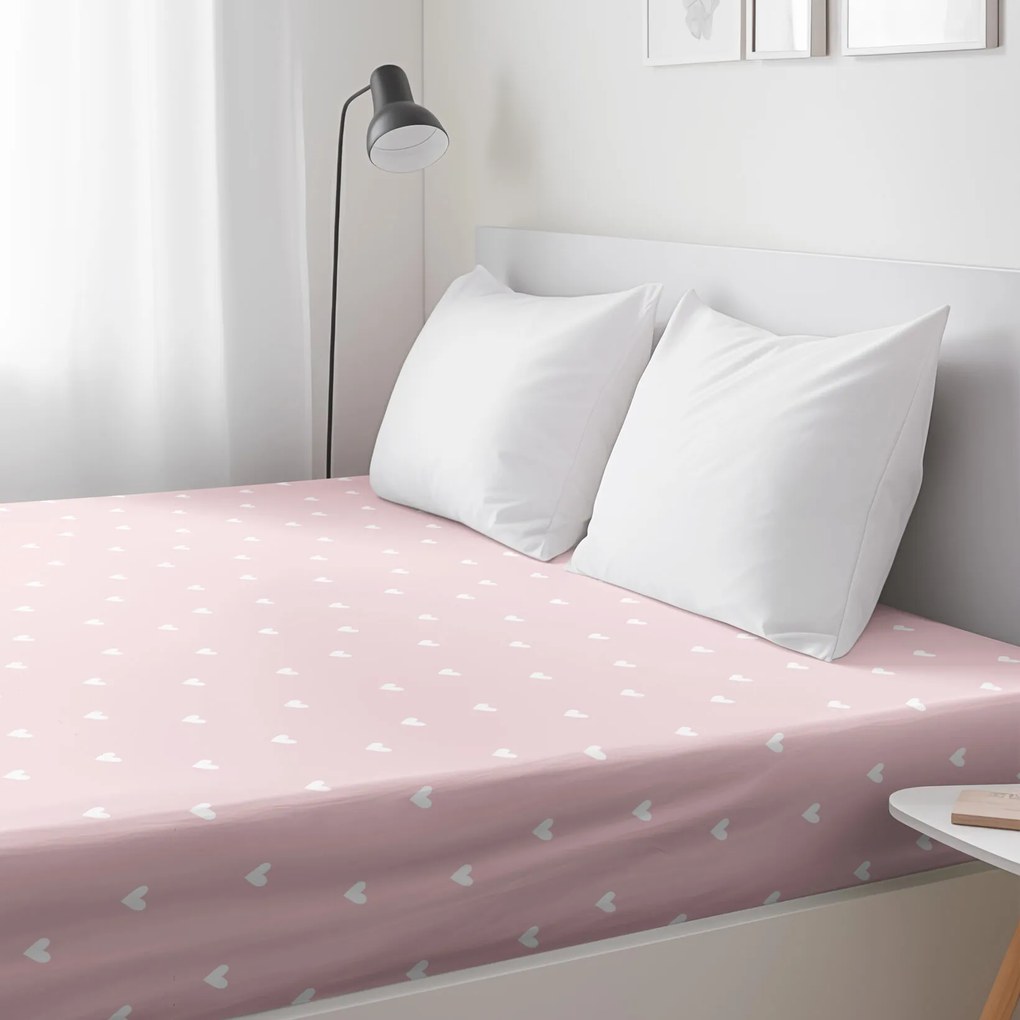 Goldea pamut gumis lepedő - szívecskék, púderrózsaszín alapon 90 x 200 cm