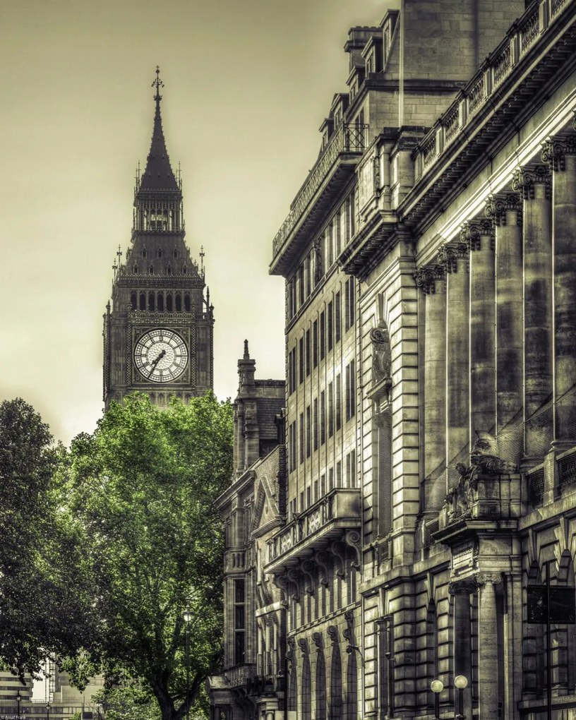 Poszter 40x50cm Kilátás a Big Benre a St James Parkból, Assaf Frank
