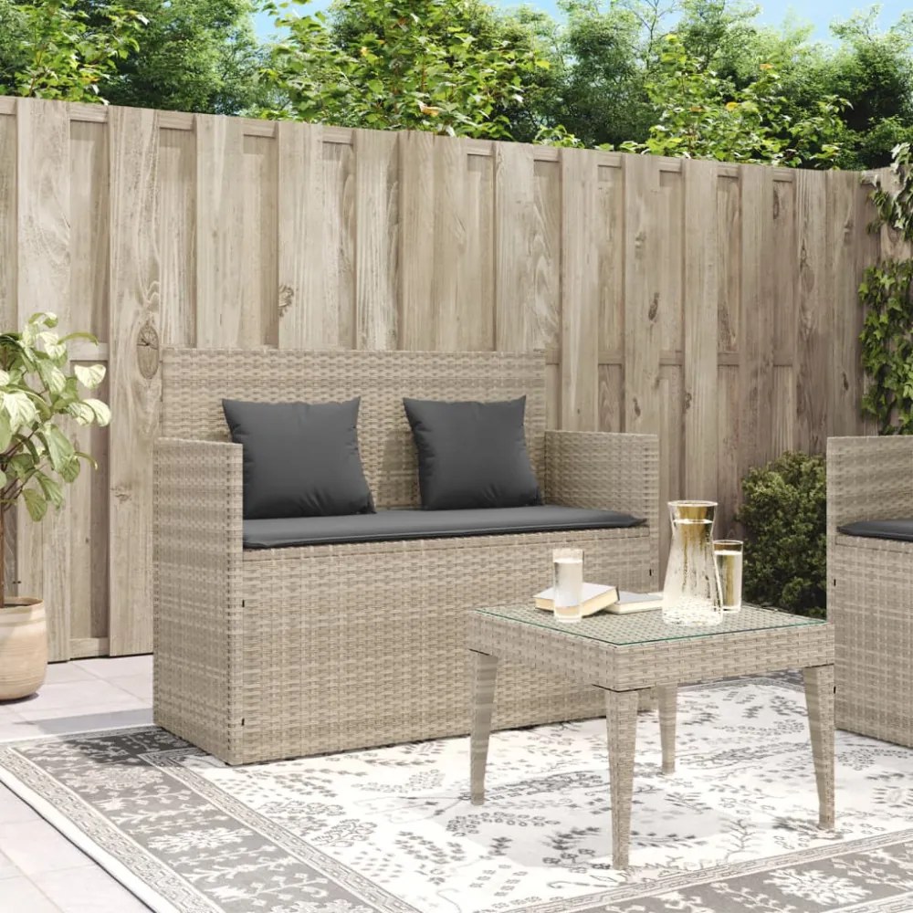 világosszürke polyrattan kerti pad párnákkal