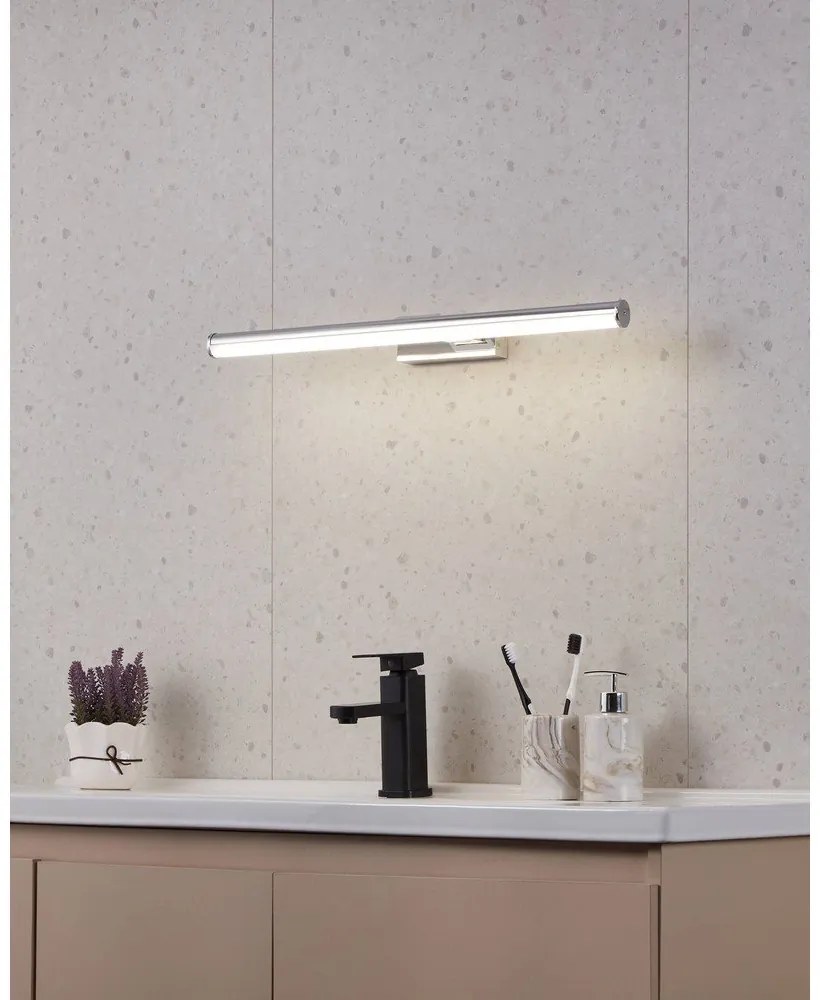 Ezüstszínű LED fali lámpa VADUMI – EGLO