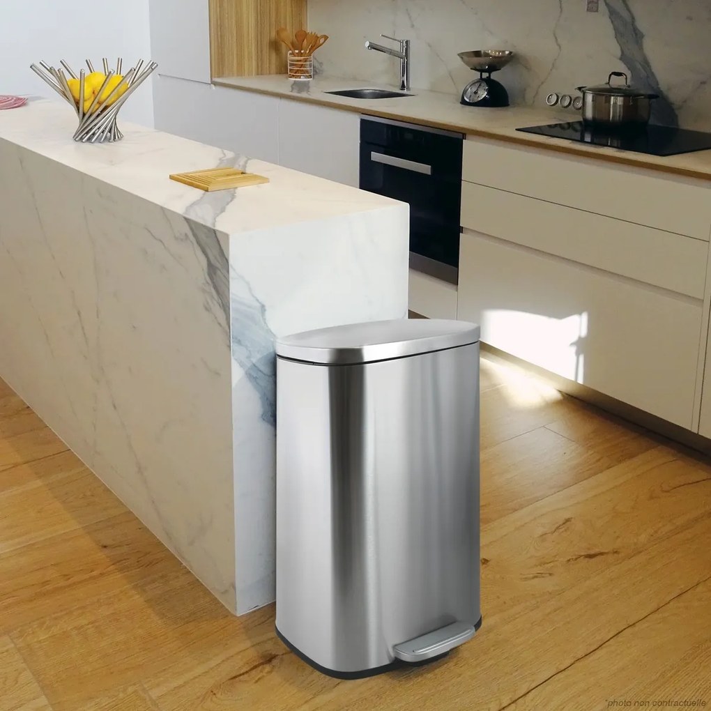 Spirella Soft-close Akira pedálos hulladékgyűjtő 30 l, csiszolt rozsdamentes acél, 30 l