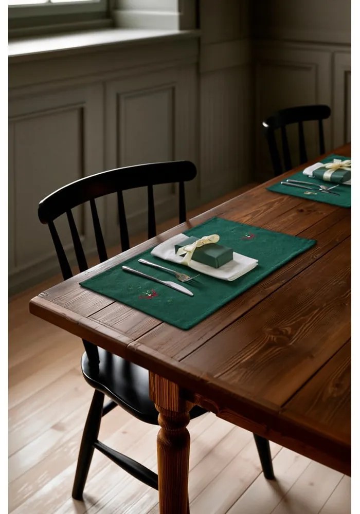 Pamutkeverék tányéralátét karácsonyi mintával 30x43 cm Christmas Fable – JUNA