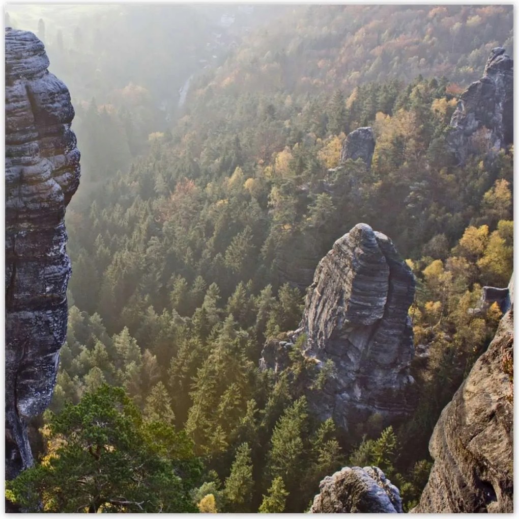 Poszterek 30x30 Magas szikla