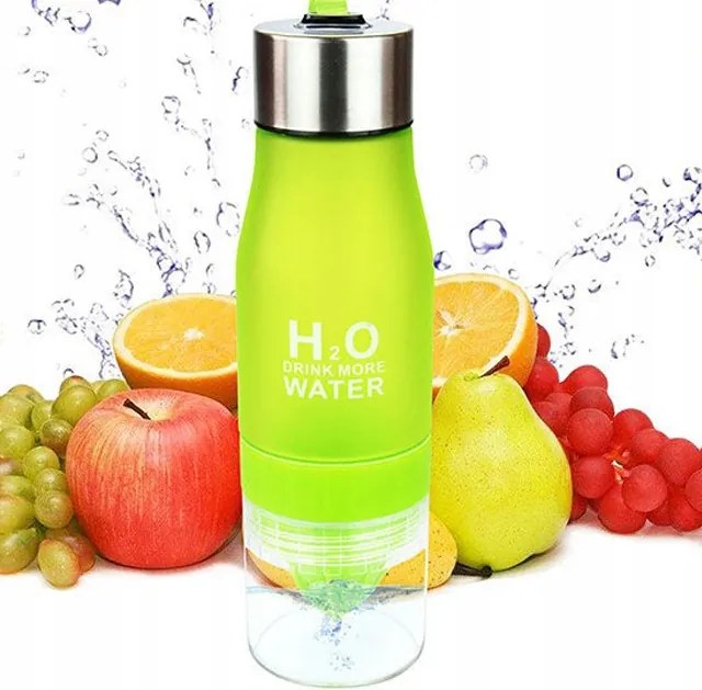 Kulacs 650ml-es facsaróval az edzőteremben Futás Zöld szín