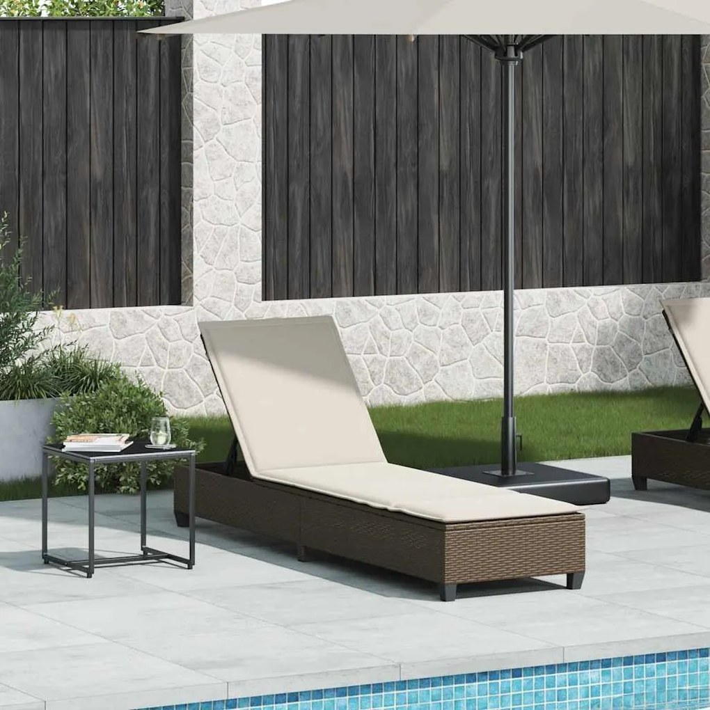 barna polyrattan napozóágy párnákkal 55x200x25,5 cm
