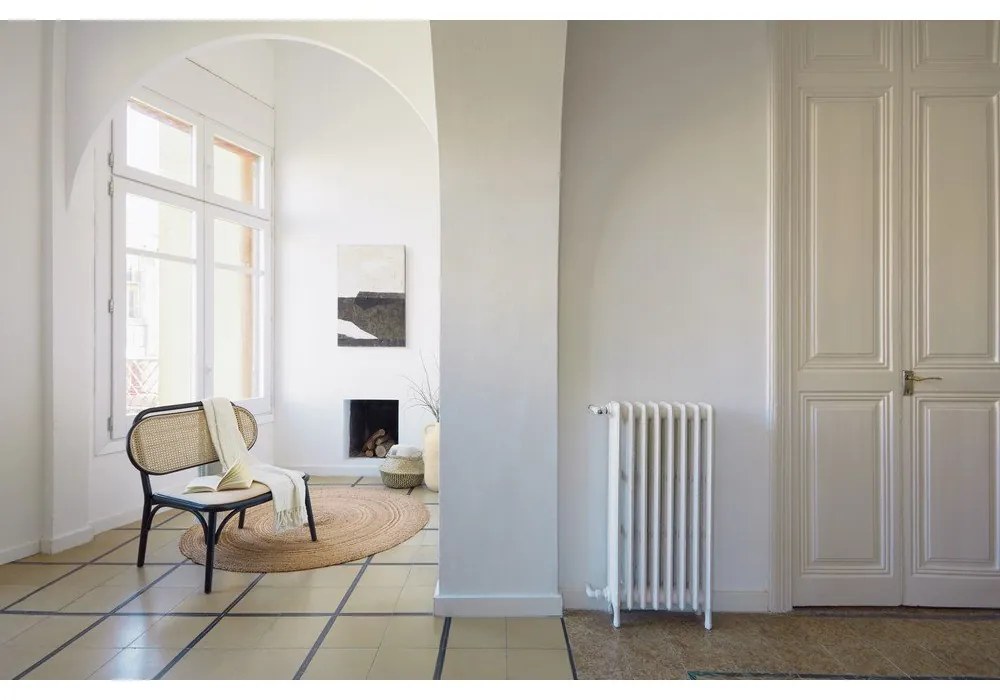 Doriane fekete fotel - Kave Home