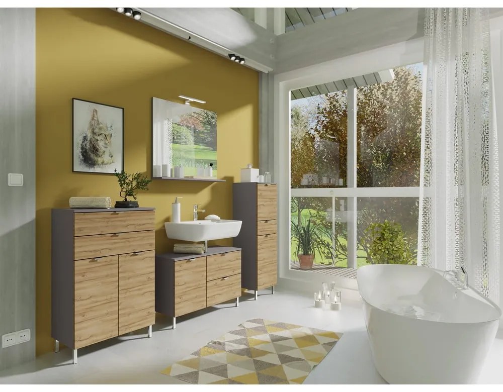 Mauresa szekrény tölgyfa díszítéssel, magasság 120 cm - Germania