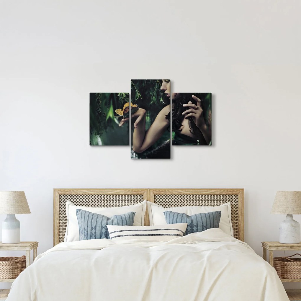 Egy bájos nő képe pillangóval (90x60 cm)