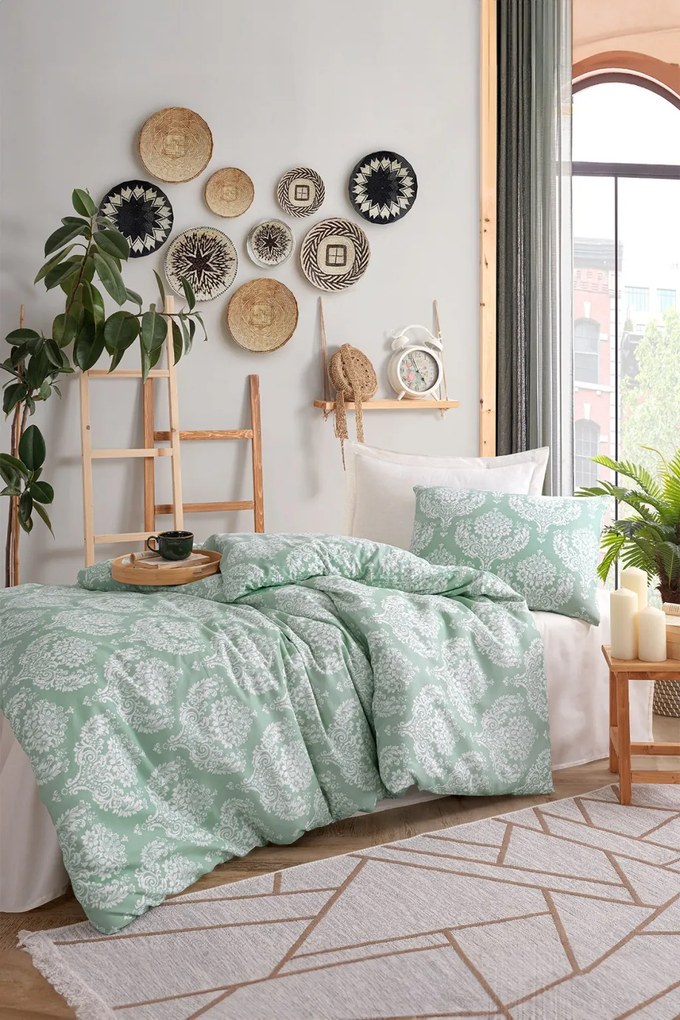 Post - Water Green