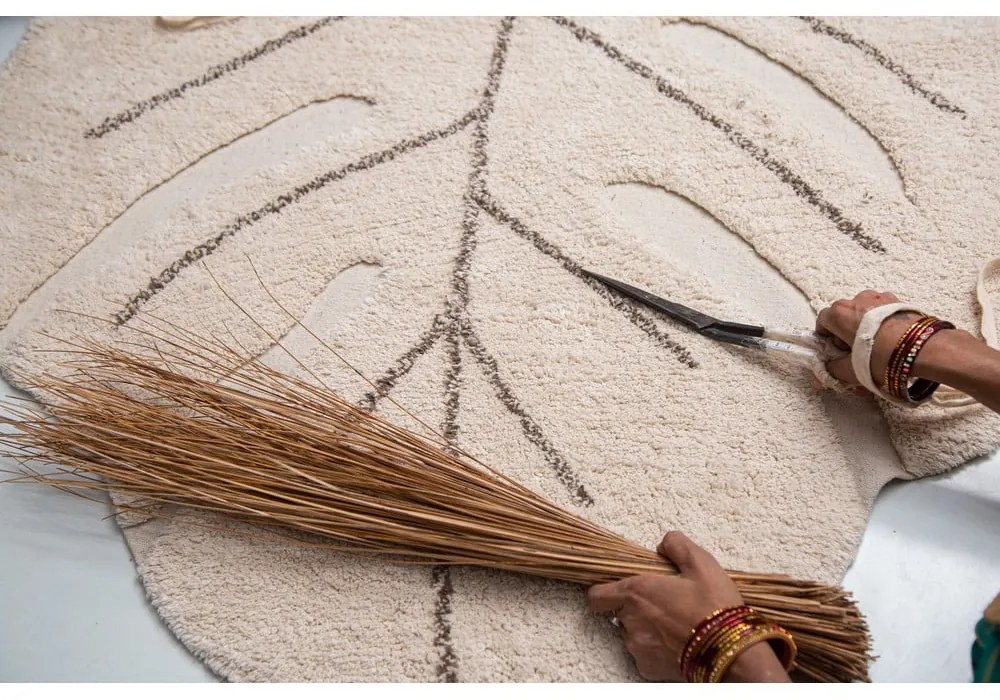 Bézs mosható kézi szövésű pamut gyerek szőnyeg 120x180 cm Monstera Natural – Lorena Canals