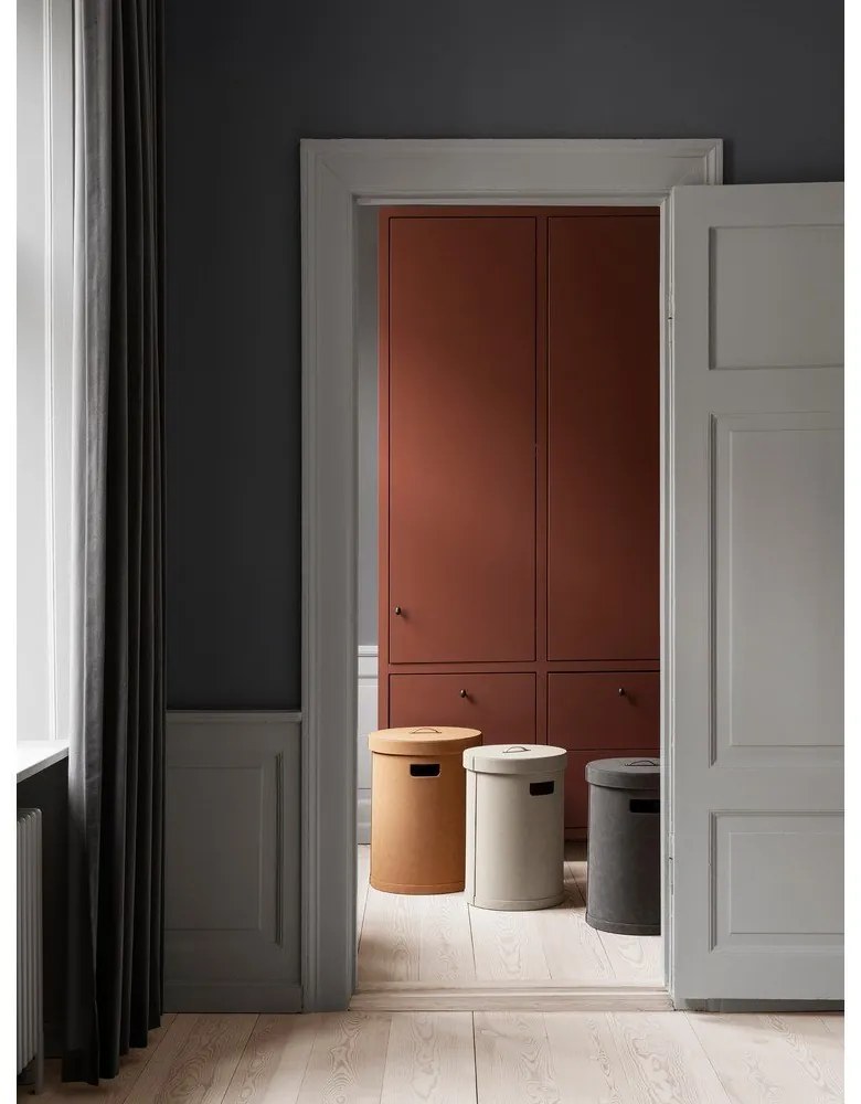 Bézs műbőr szennyeskosár Sahla M – Blomus