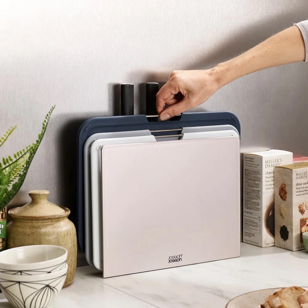 Nest Plus 3 db-os vágódeszka és kés szett állvánnyal - Joseph Joseph