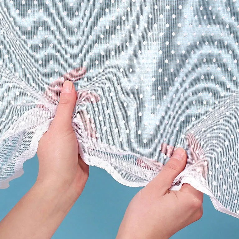 Goldea jacquard függöny - cikkszám 54050 pöttyös - méteráru 160 cm