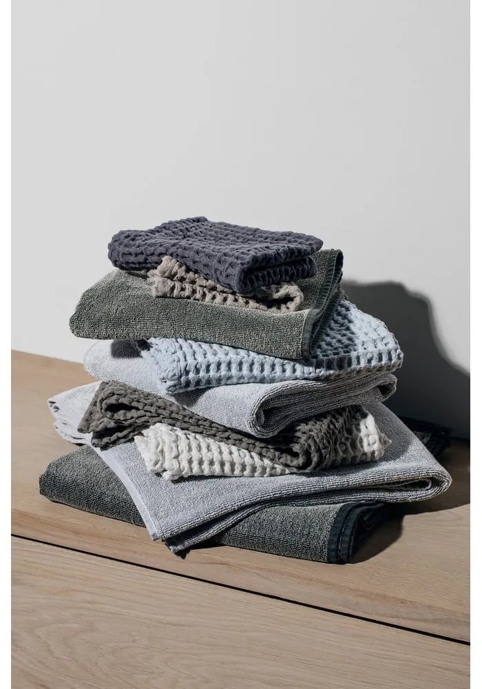 Bézs darázsmintás pamut törölköző szett 2 db-os 30x30 cm Caro – Blomus