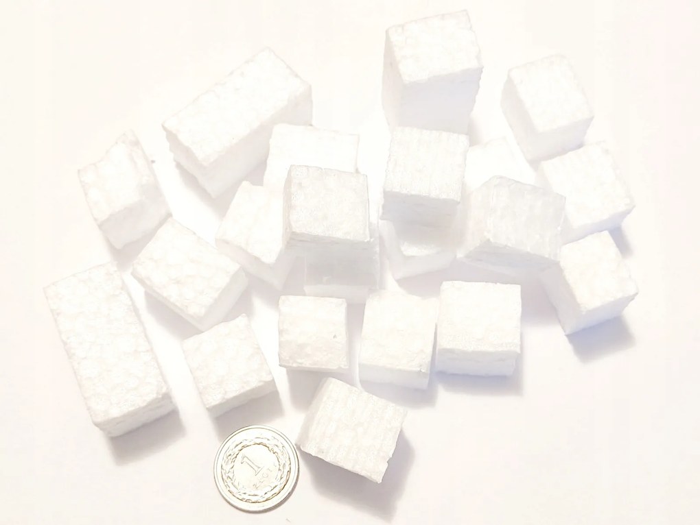 Művek Kocka Fehér Hungarocell Kockák erdő befőttes üvegben 0,5 liter