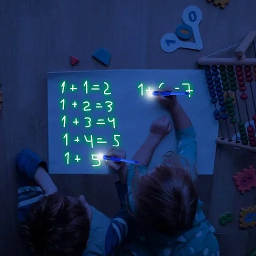 Zaparkorun Rajztábla A4 - LED tollal, közepes