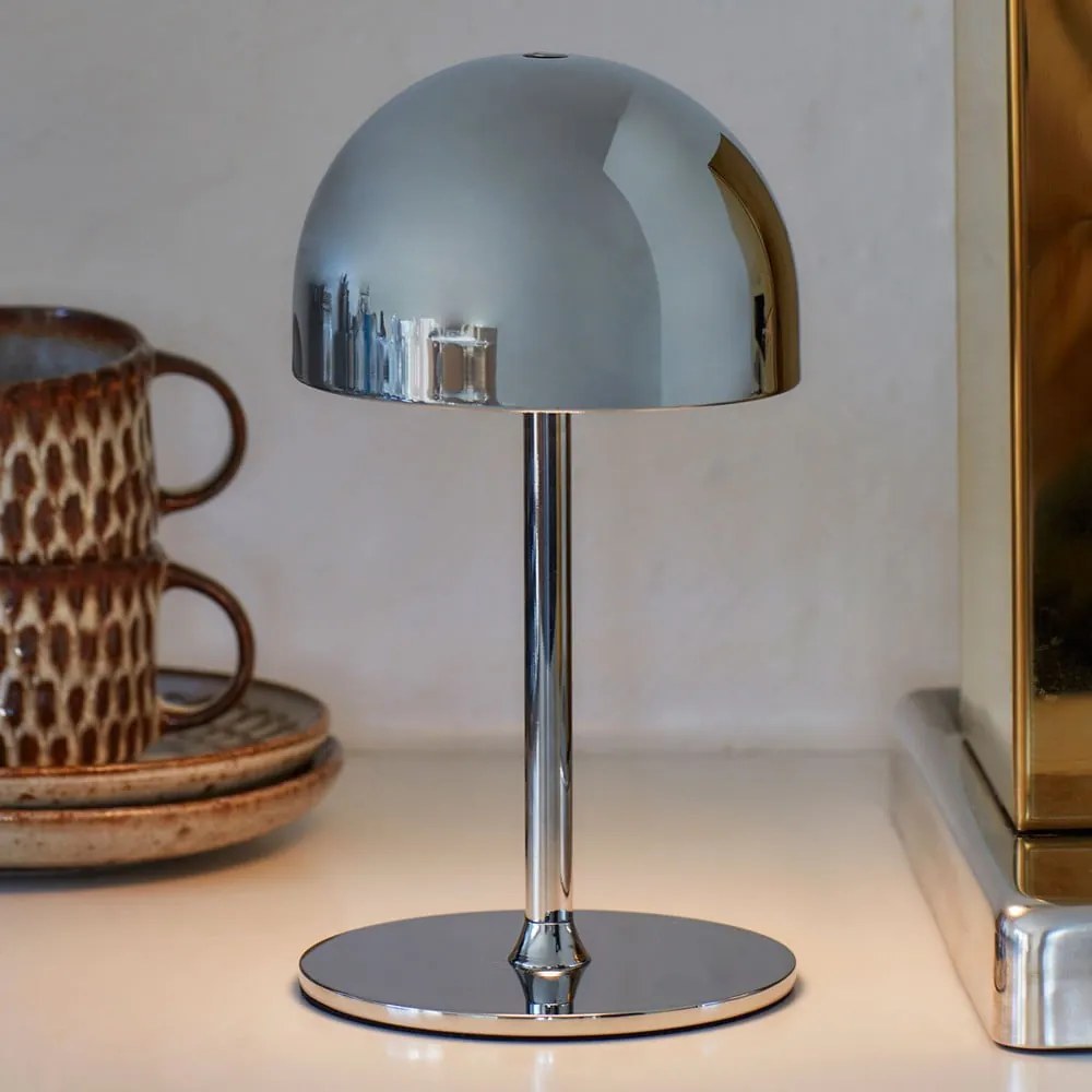 Ezüstszínű LED asztali lámpa távirányítóval, fém búrával (magasság 22 cm) Tim – Sirius