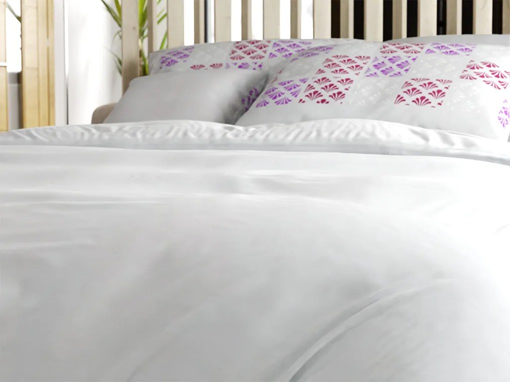 Mikroszatén ágyneműhuzat VELLARI, világosszürke Ágyneműhuzat mérete: 70 x 90 cm | 140 x 200 cm