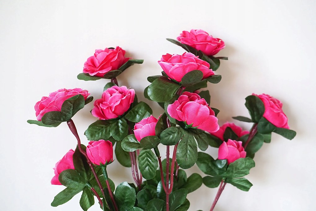 Rózsa Rózsák virágok mesterséges apró virág Mesterséges csokor gallyak nád