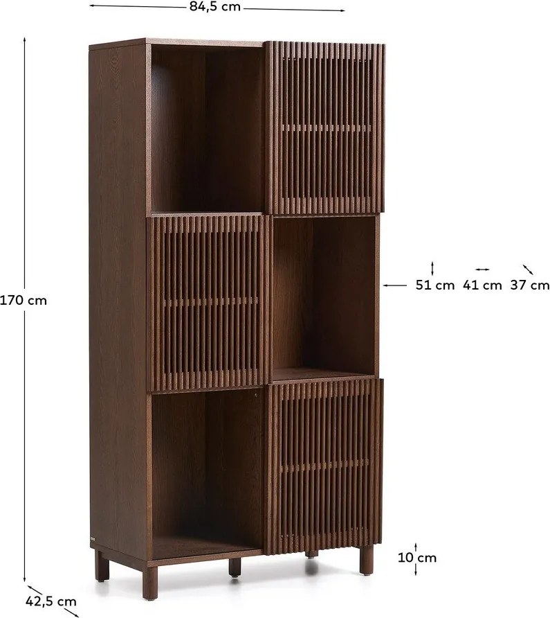 Sötétbarna könyvespolc tolóajtóval, diófa dekorral 84,5x170x42,5 cm Beyla – Kave Home