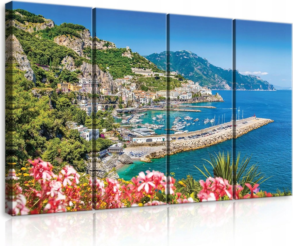 Vászonkép 120x80 Festői tengerpart mediterrán város napsütötte öböl