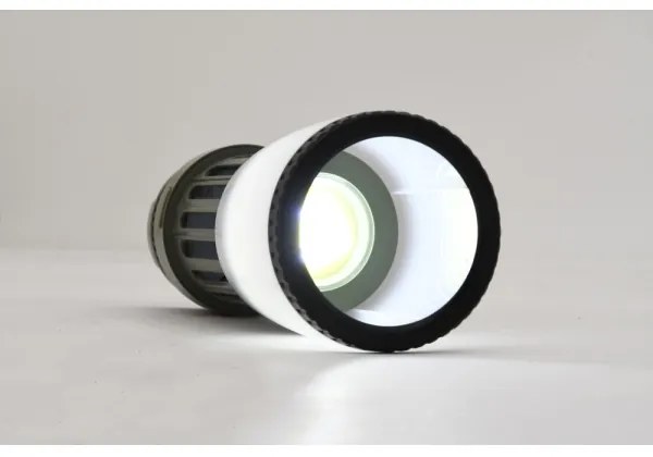 LED Hordozható újratölthető lámpa rovarcsapdával LED/2W/1800mAh/3xAAA IPX4 zöld