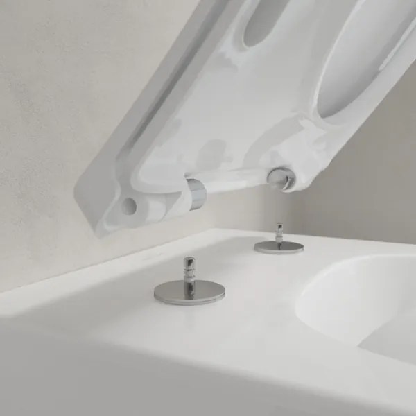 Villeroy & Boch 4611RL01 -Falra szerelhető WC ülőkével SoftClose VENTICELLO kerámia/fehér