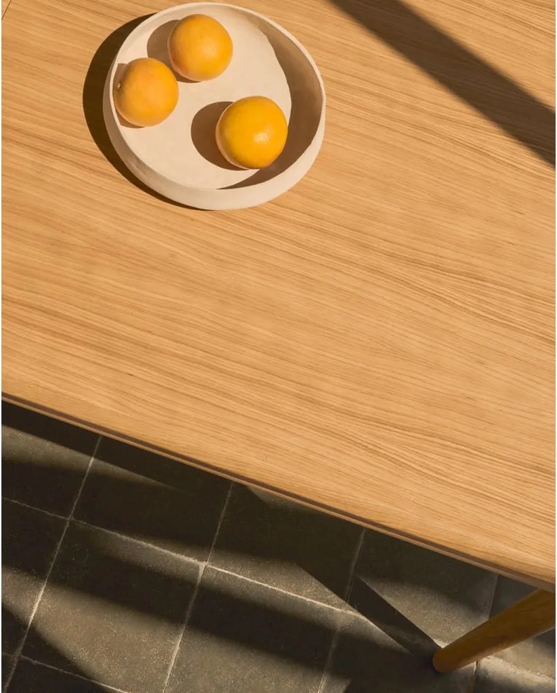 Bővíthető étkezőasztal hosszabbító asztallappal tölgyfa dekorral 90x200 cm Lenon – Kave Home