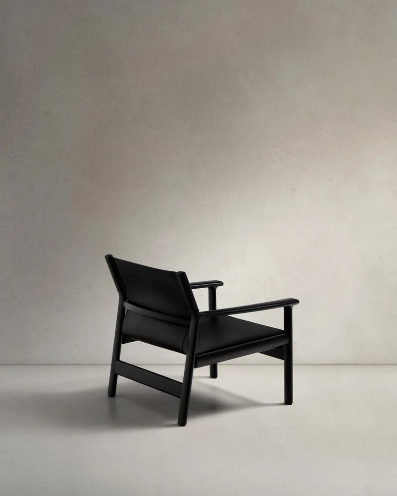 Fekete bőr fotel Jan – Kave Home