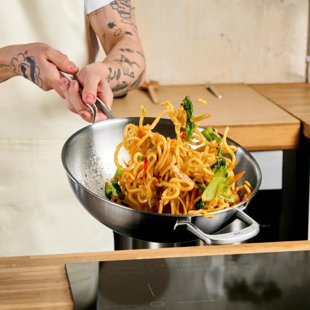 Wok rozsdamentes acél serpenyő fedővel ø 30 cm Lucca 3.0 – FABINI