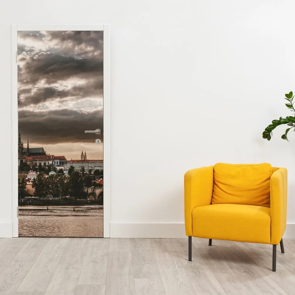 Fotótapéta ajtóra - Felhős Prága (95x205cm)