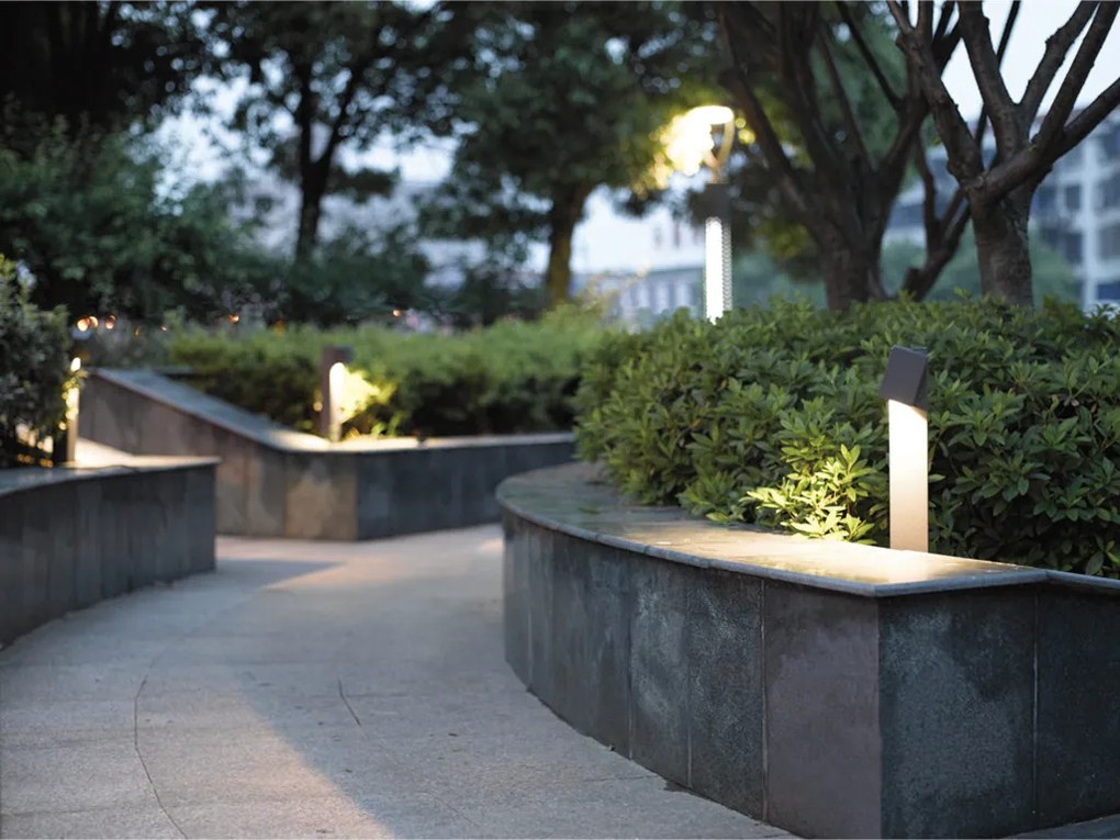 NOVOLUX 452A-L0107A-04 SUEVIS Modern Kültéri Állólámpa Antracit LED IP54