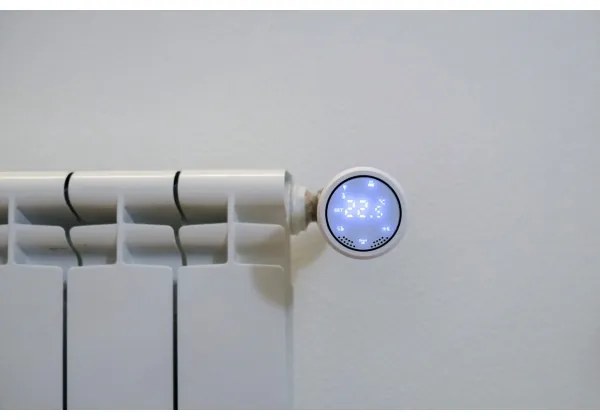 Immax NEO 07732L - Termosztatikus fej 2xAA/3V Tuya