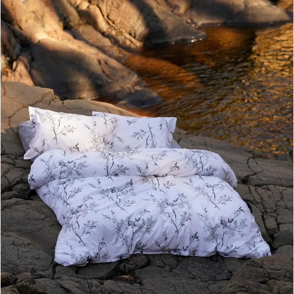 Fehér-szürke egyszemélyes renforcé pamut ágyneműhuzat 140x200 cm White Floral – Mila Home Luxury