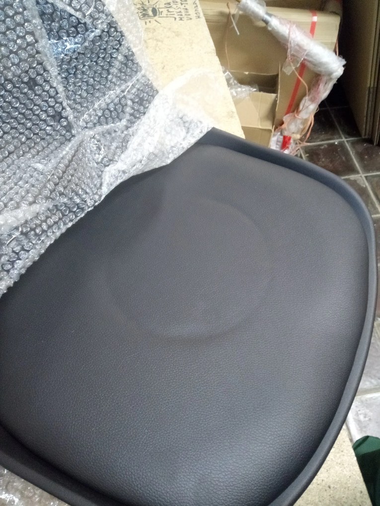 AKCIÓ Fekete bárszék HOGA eco bőrből II. osztály