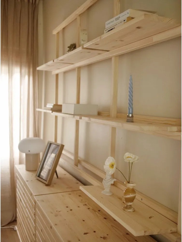 Natúr színű borovi fenyő fali könyvespolc 192x127 cm Groove – Karup Design