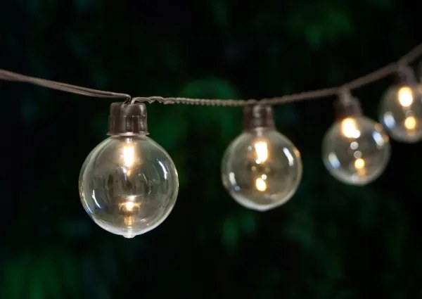 Napelemes LED dekorációs fényfüzér — 20 LED, 8 üzemmód, 500 mAh akkumulátor, 7,6 m hossz, IP67 védelem, meleg fehér