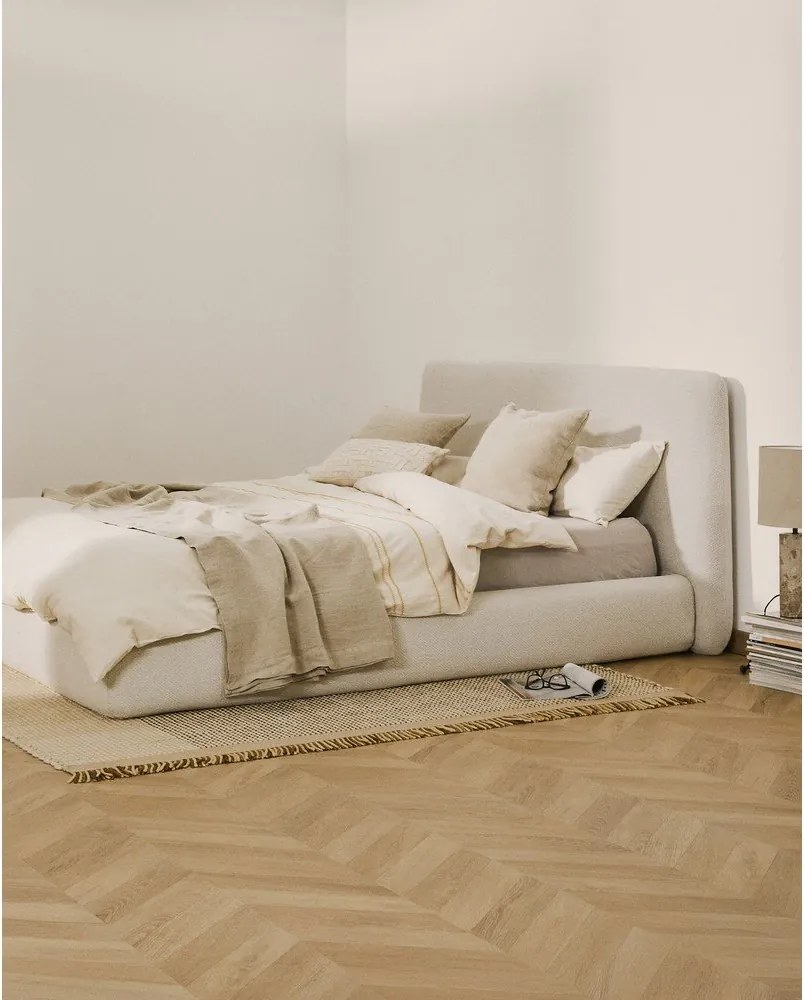 Bézs kárpitozott franciaágy ágyrács nélkül 180x200 cm Martina – Kave Home