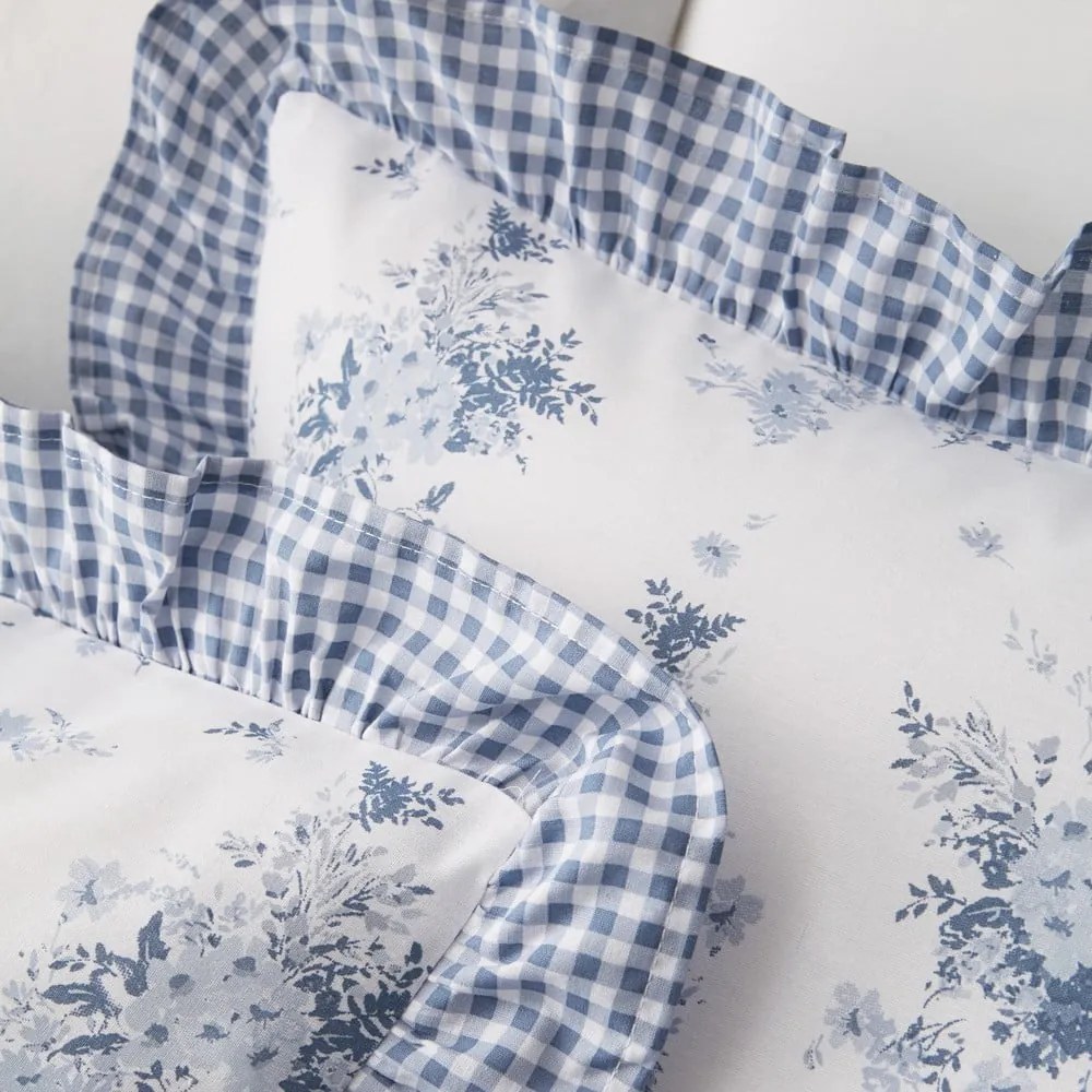 Fehér-kék kétszemélyes hosszabbított ágyneműhuzat 230x220 cm Lucie Floral Frill – Catherine Lansfield