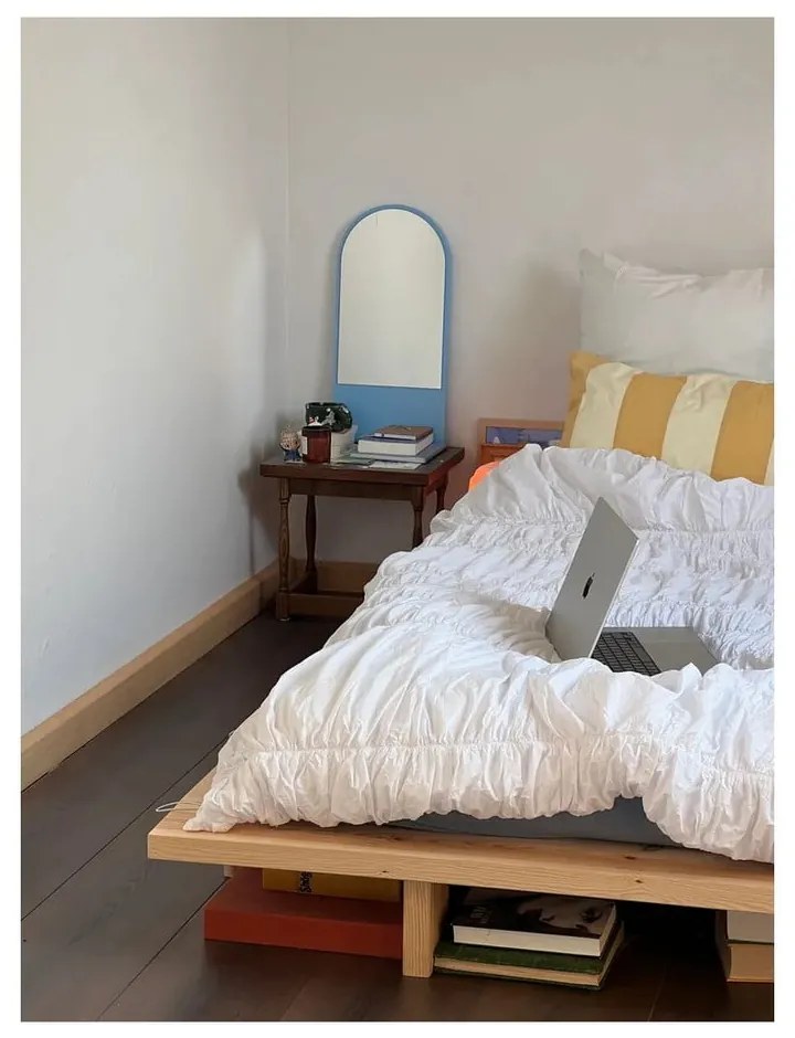 Natúr színű borovi fenyő franciaágy ágyráccsal 180x200 cm Japan – Karup Design