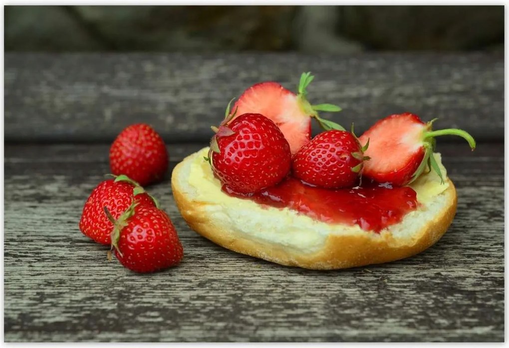 Poszterek 200x135 Szendvics eperrel