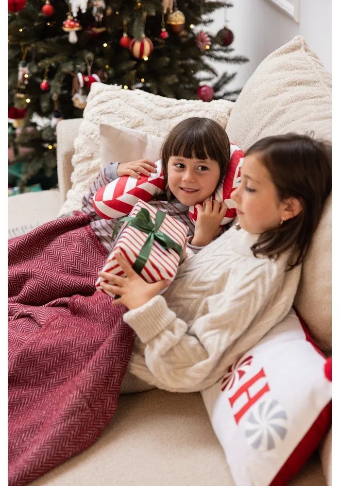 Karácsonyi mintás díszpárna 50x30 cm Candy Cane – Catherine Lansfield