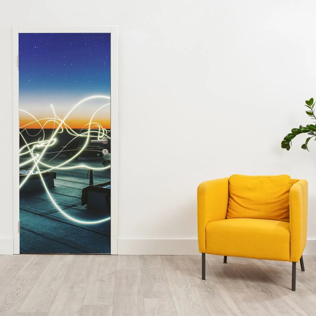 Fotótapéta ajtóra - Kilátás az égre a tetőről (95x205cm)