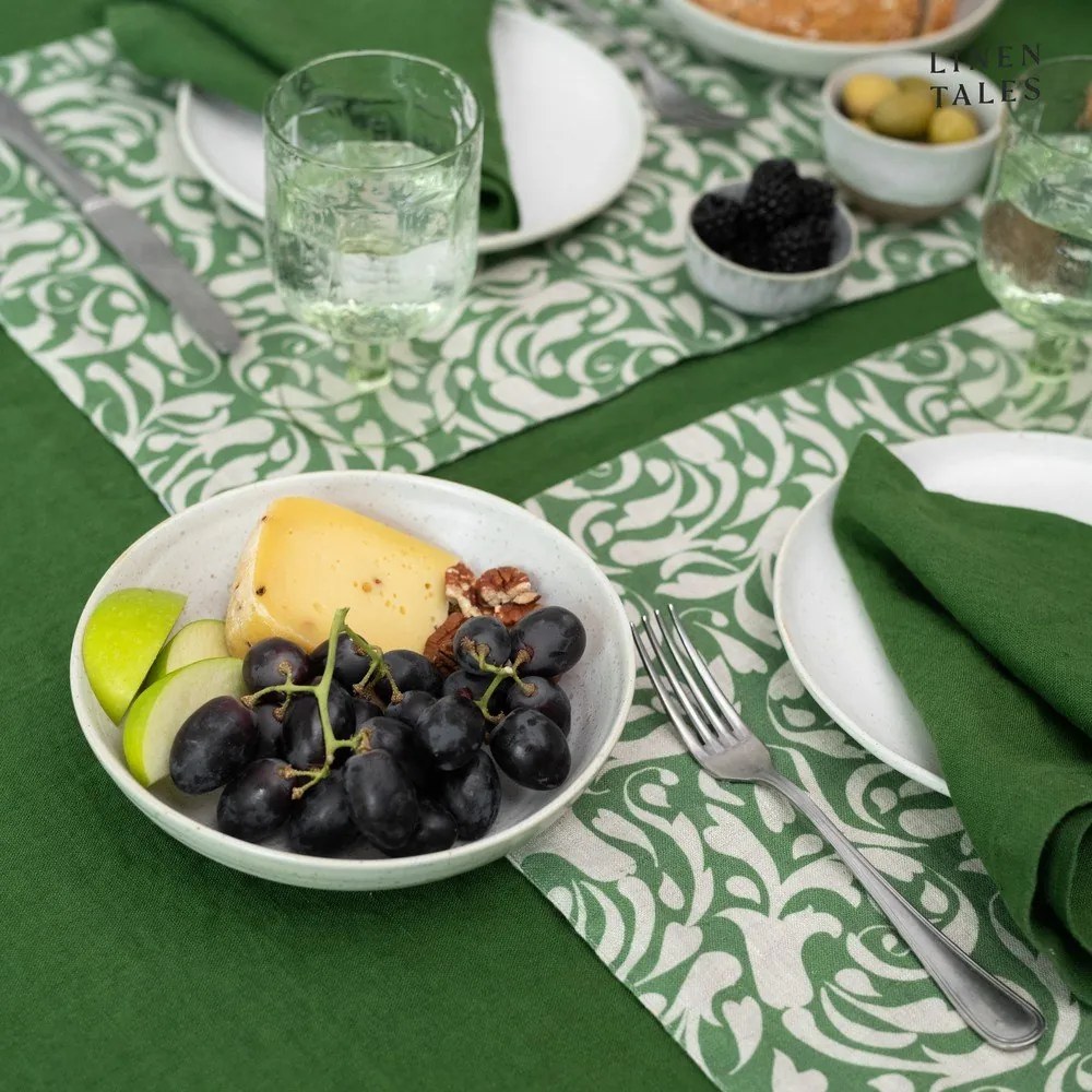 Len asztalterítő 140x140 cm True Green – Linen Tales