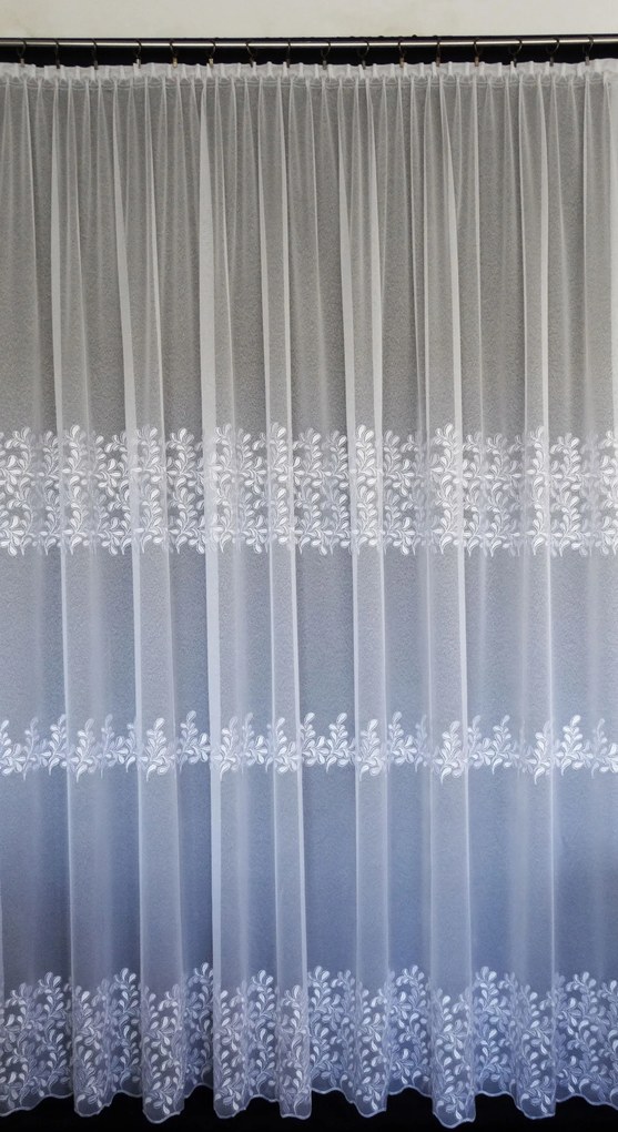 Mg Függöny Arista Enzo fehér Hímzés 300x250 szalaggal