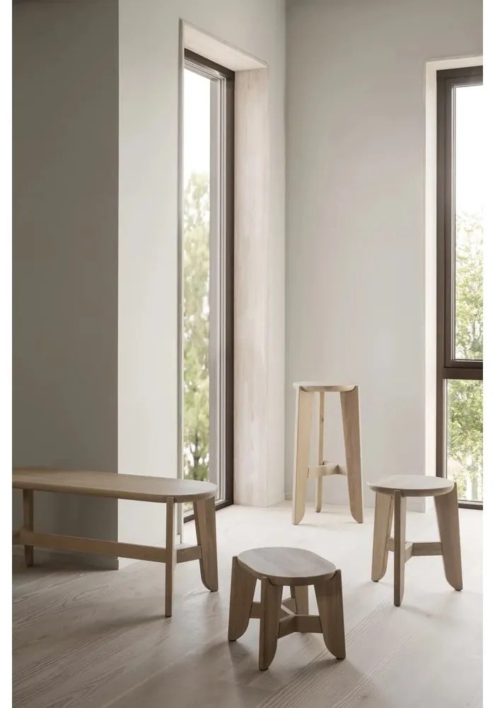 Natúr színű tölgyfa bárszék (ülésmagasság 75 cm) Eli – Blomus